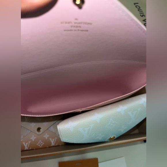 BNIB Louis Vuitton By The Pool Kirigami Pochette Giant Logo Monogram 3 PC Clutch - Picture 9 of 11